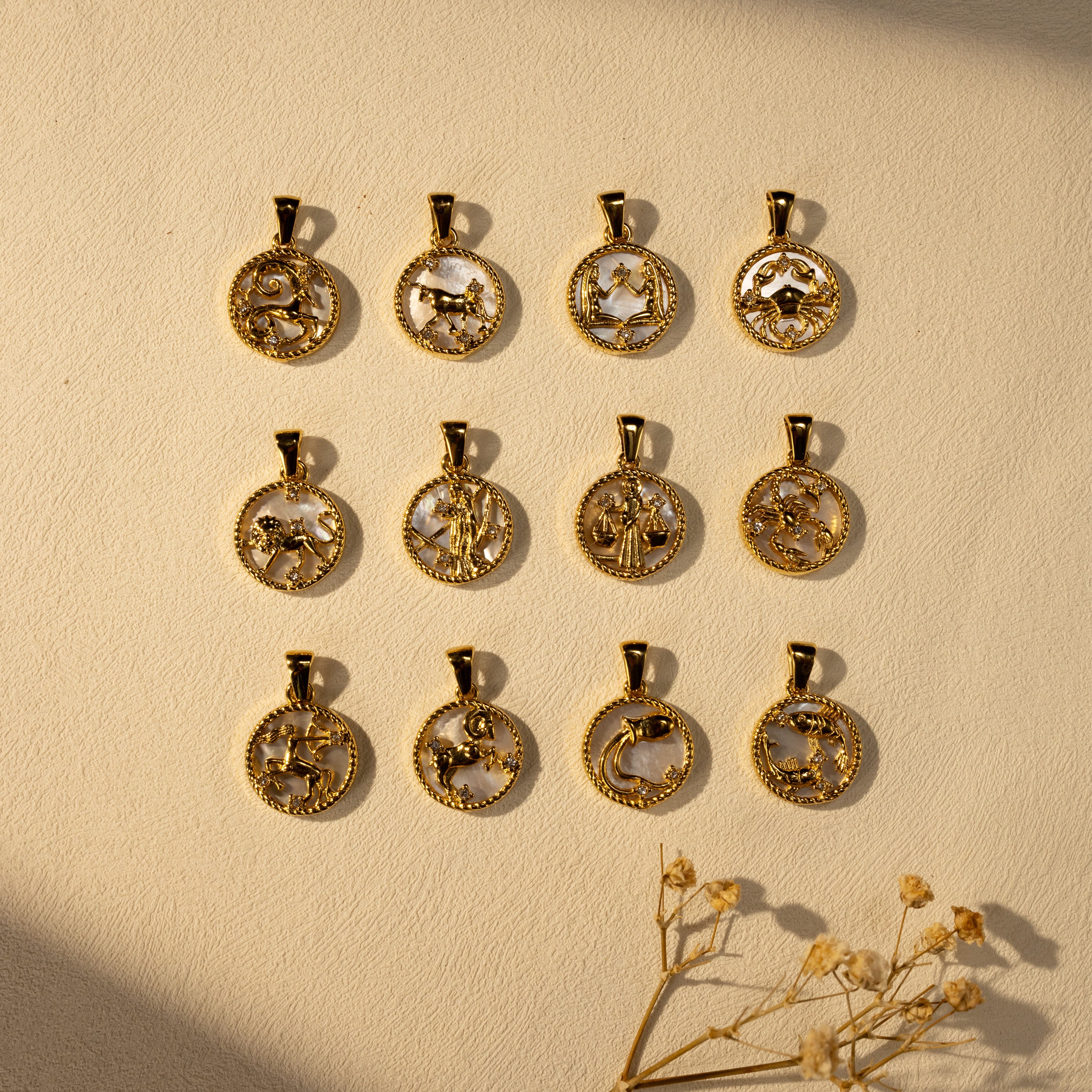 Silvbreeze Lunara Zodiac Neck Chain Necklace – Rolo Chain