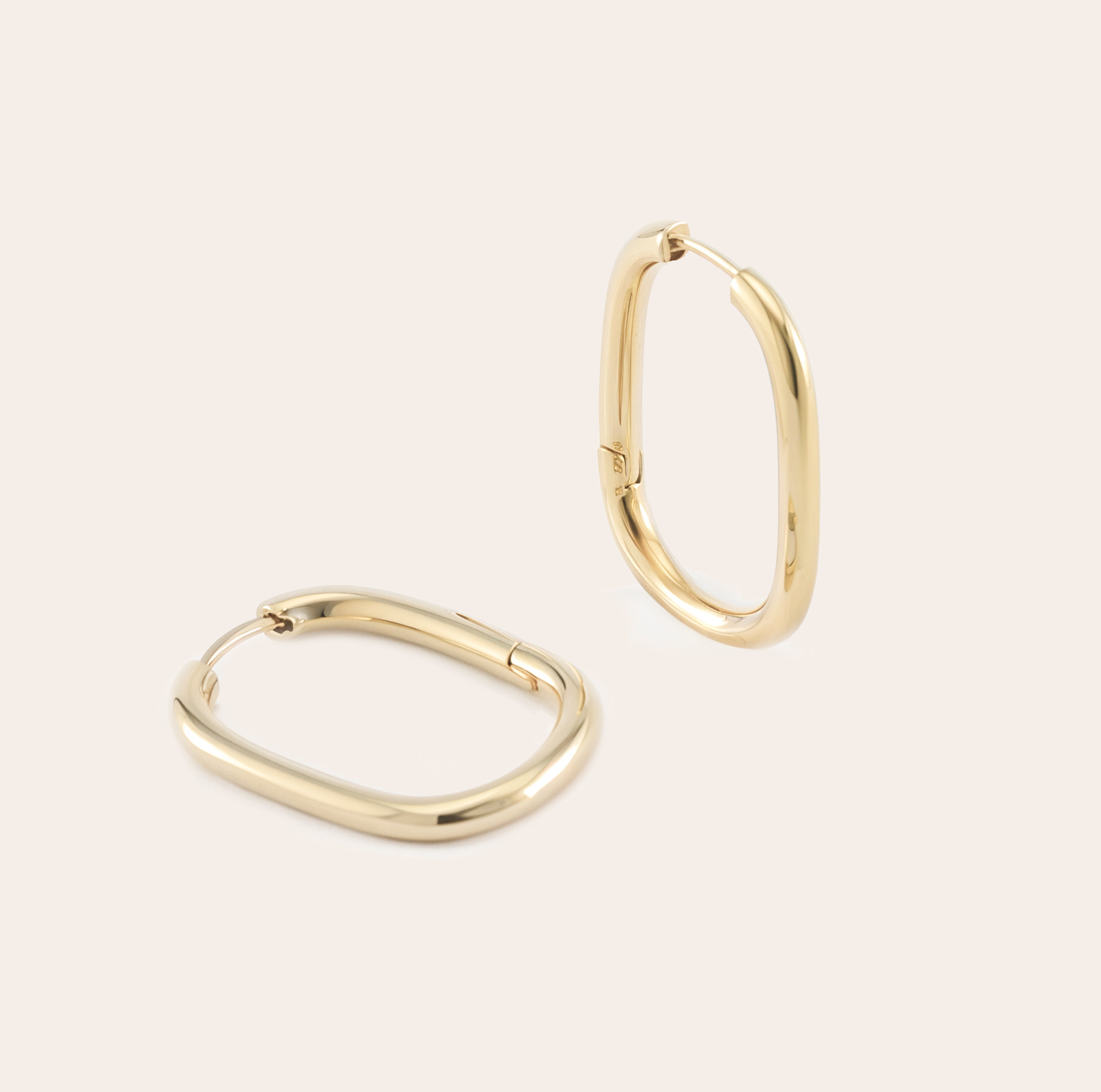 Silvbreeze Athena Gold Hoop Earrings