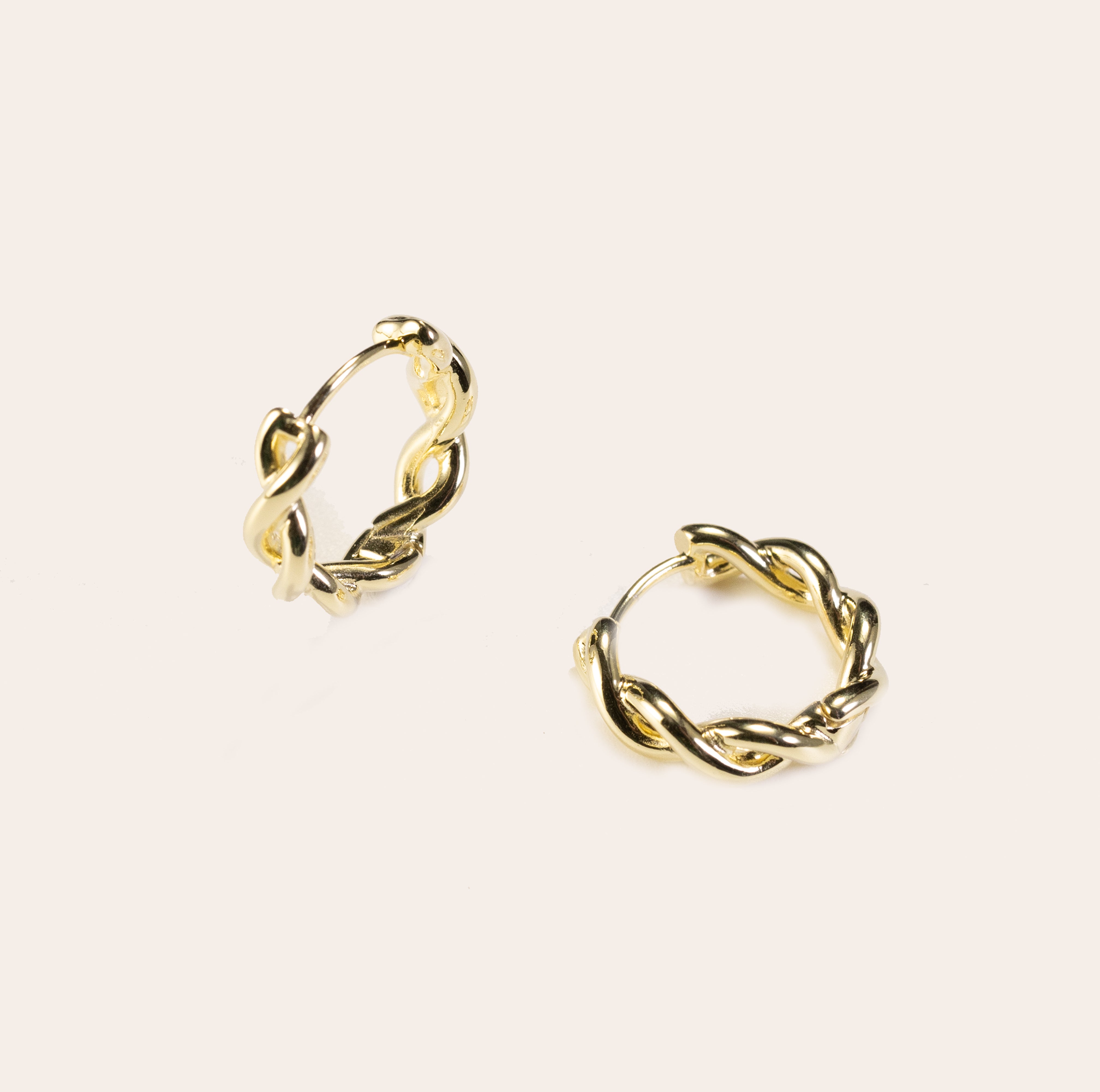 Silvbreeze Kiva Gold Huggies Earrings